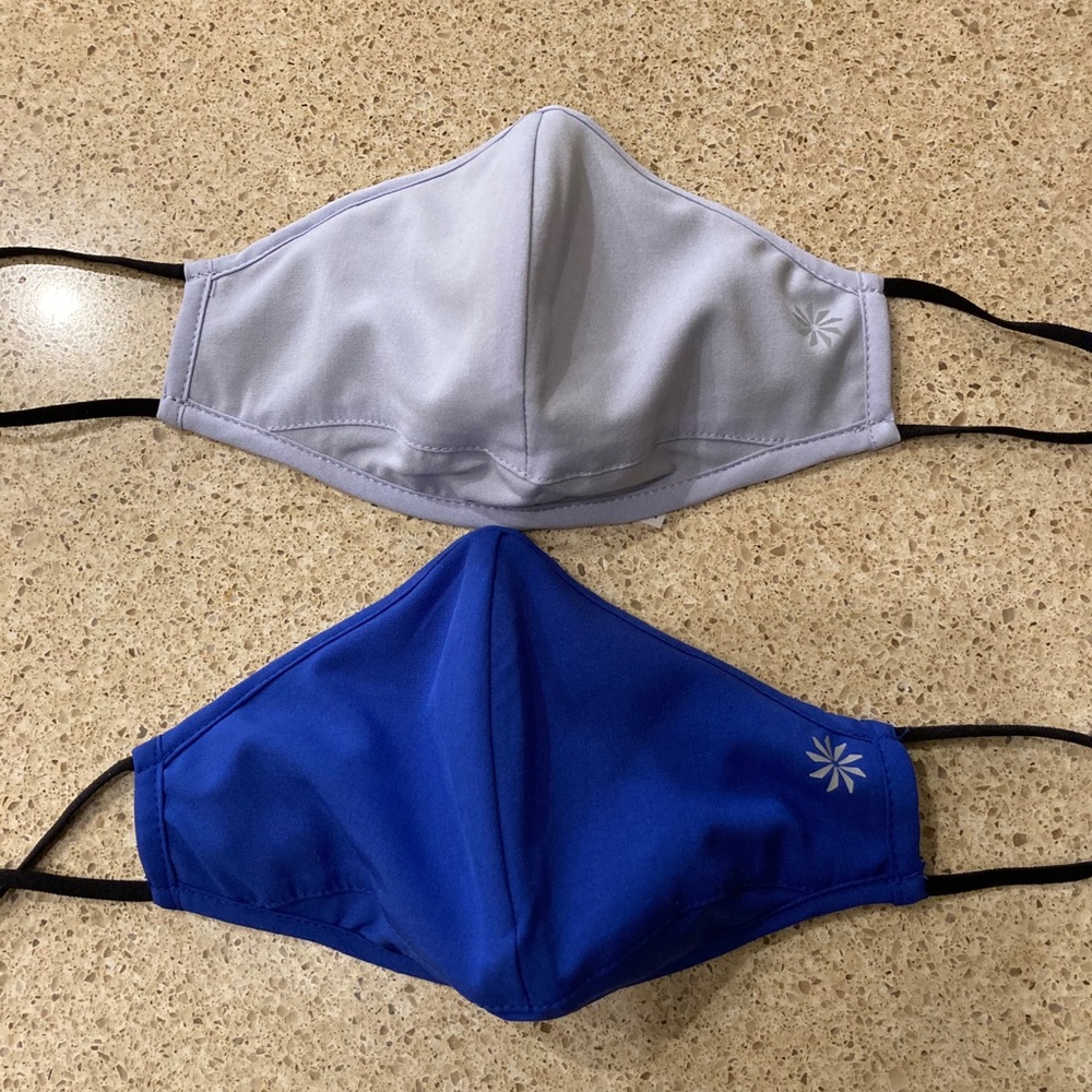 Athleta Made to Move Mask set of 2